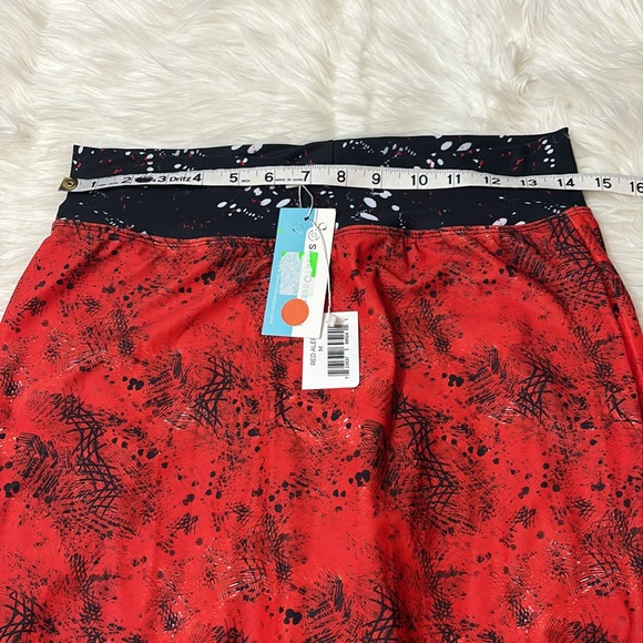 NWT Skort Obsession Red Alert Skort Size M - Picture 10 of 14